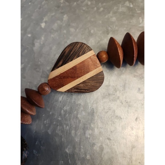 Vintage Wooden Bead Necklace 26" long with Barrel Clasp - Picture 5 of 6